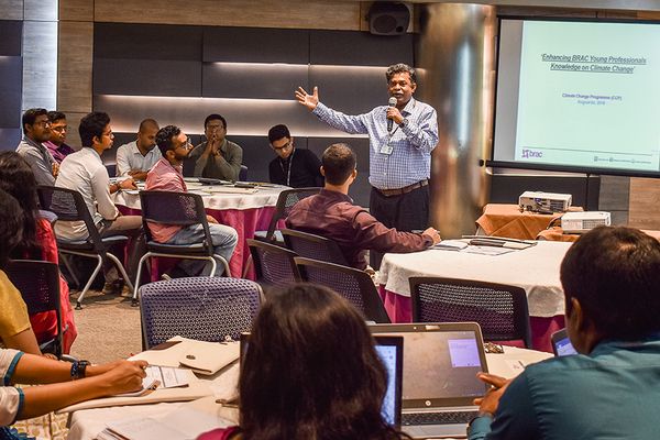 Young professionals come together for climate action - Header Image